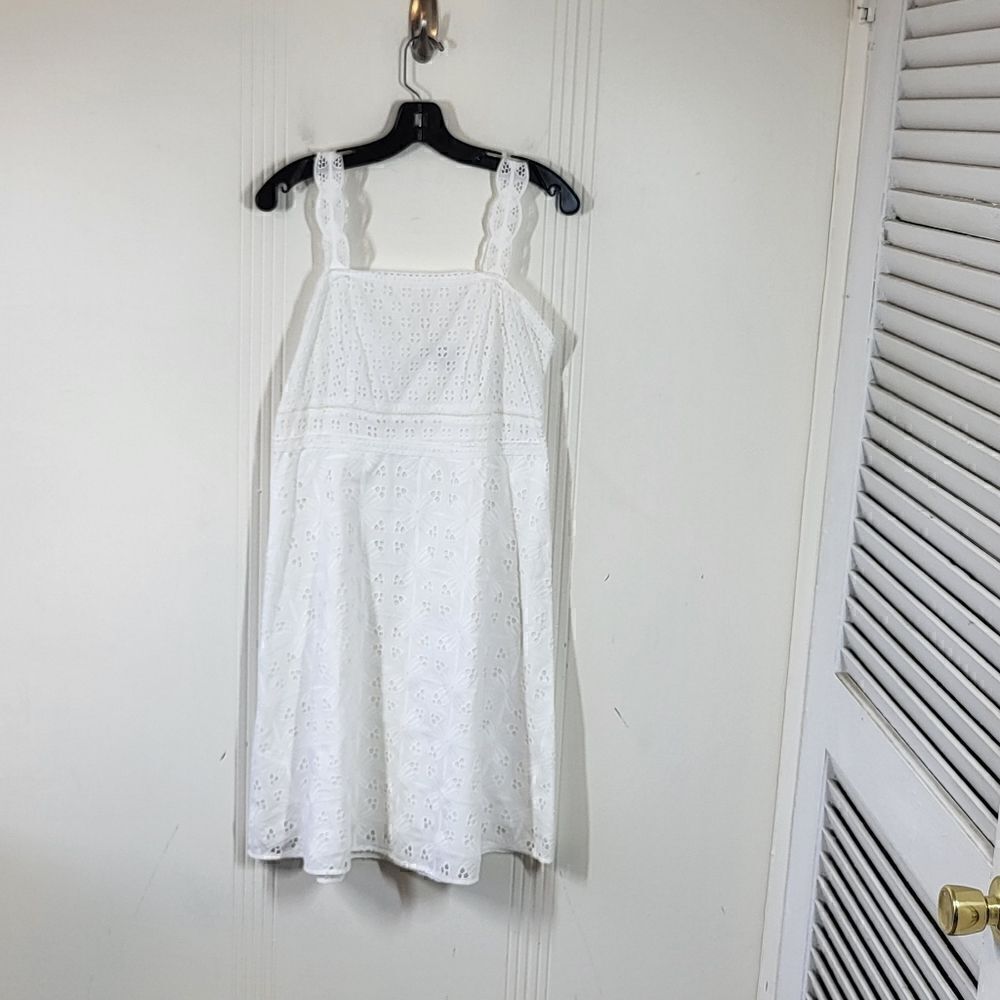Ann Taylor White Sleeveless Cut Out Dress